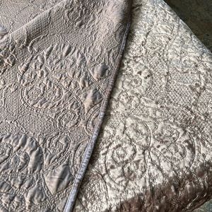 Martha Stewart twin size quilted, throw champagne color new with tags
